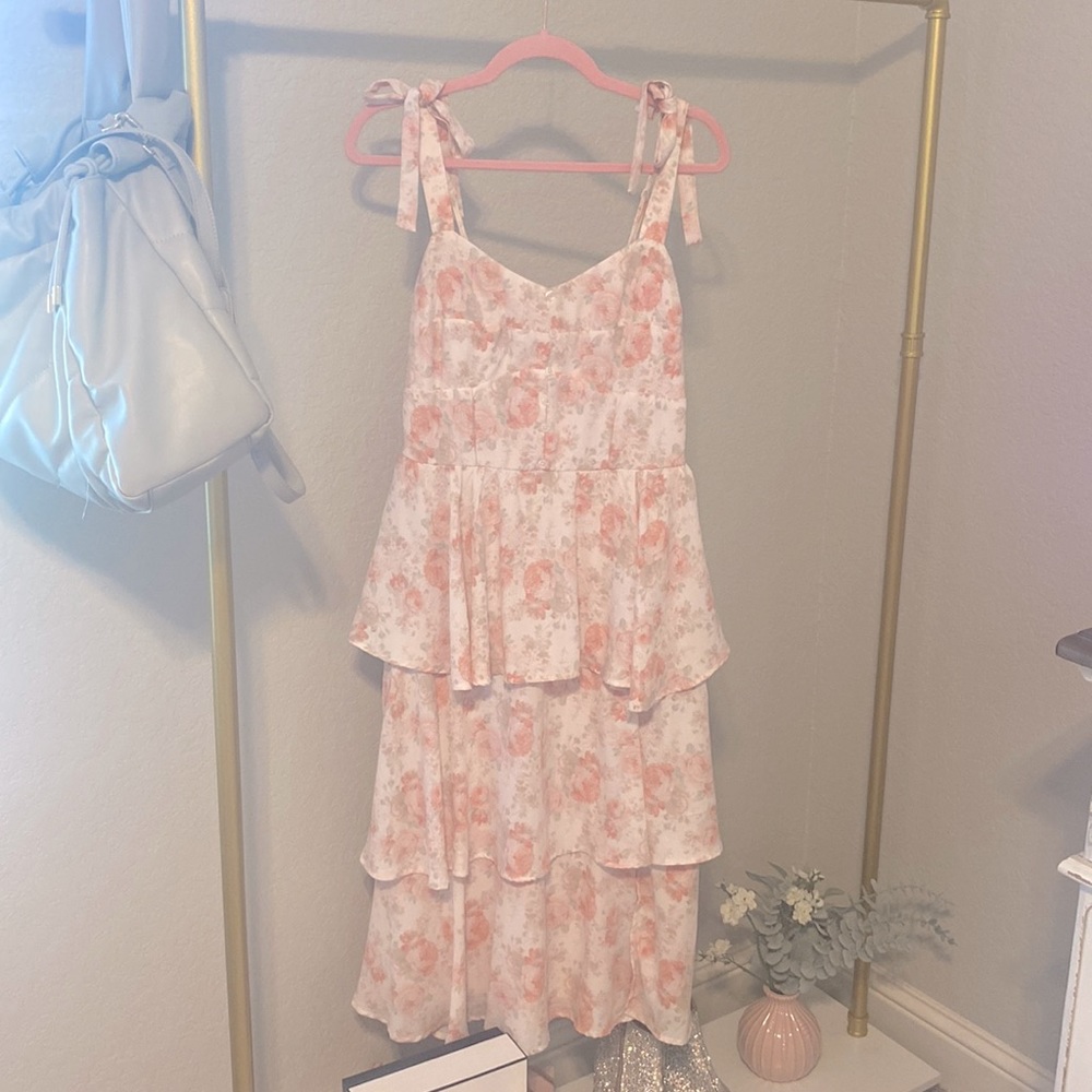 Ruffle Layer pink floral Altar’d State dress, size Medium